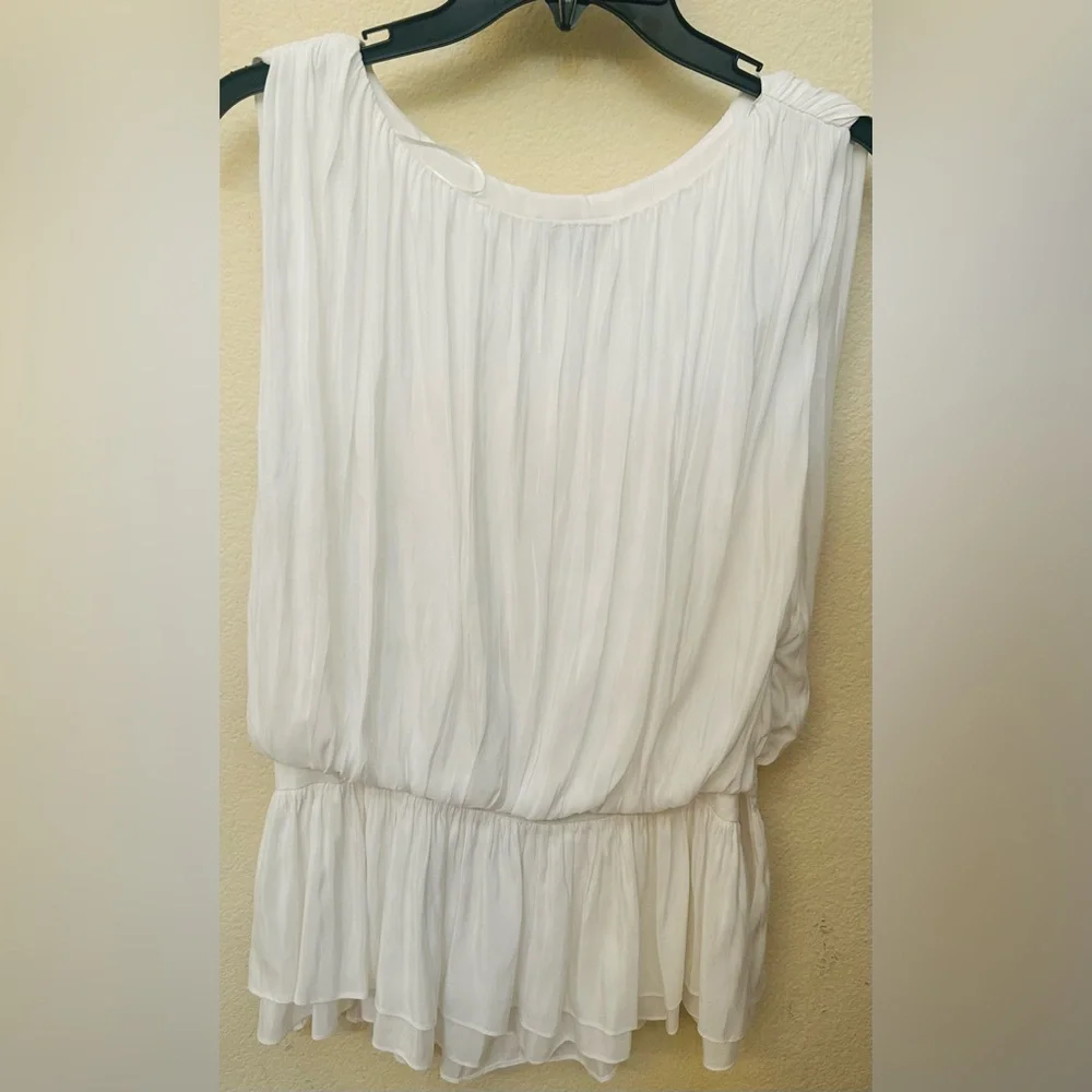 Women shirt, Round Neck Cinched Waist
